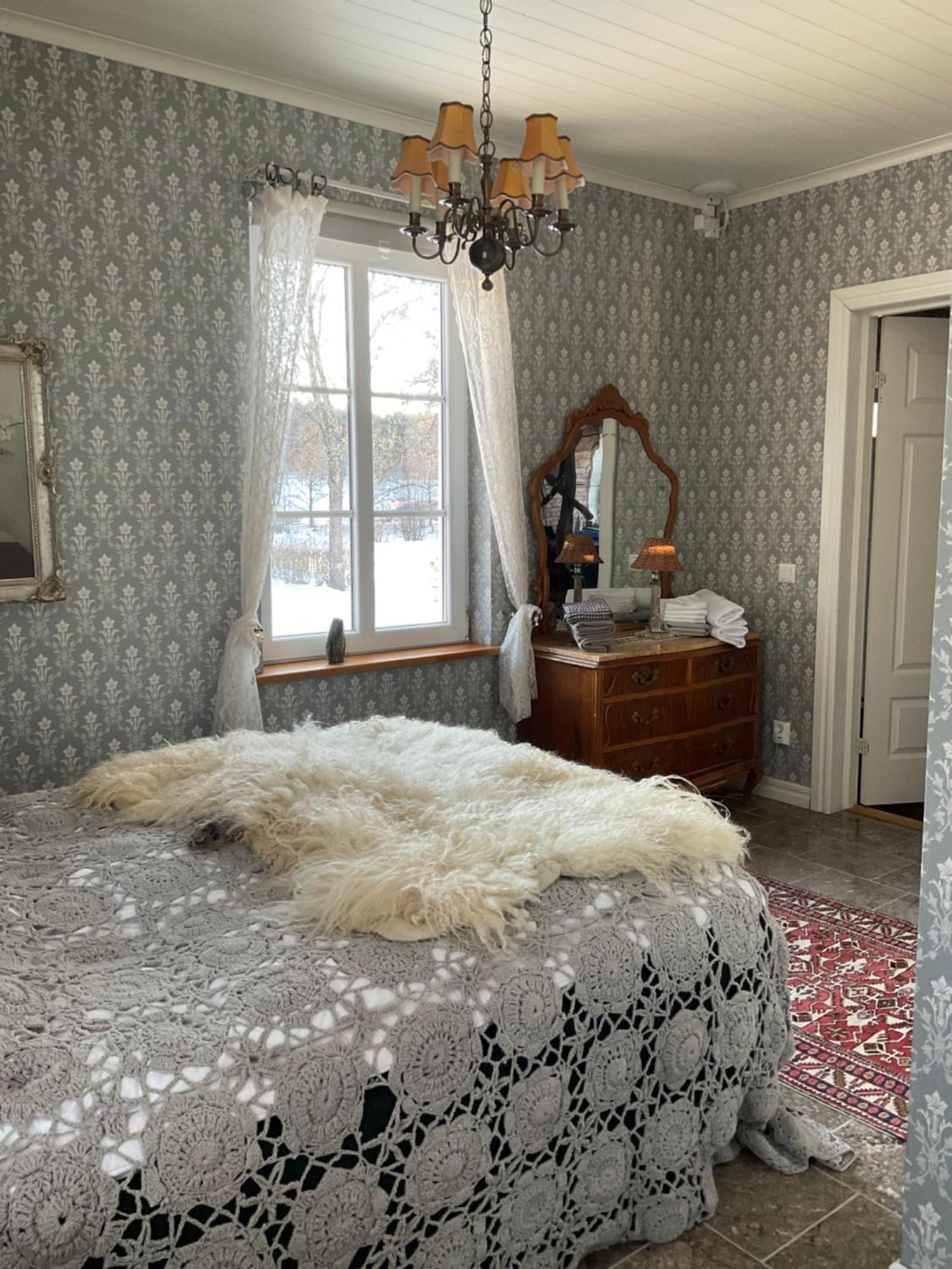 Snaellfaell Country Living - Akerbo Gard Charmigt Renoverad Flygel Kristinehamn Bagian luar foto
